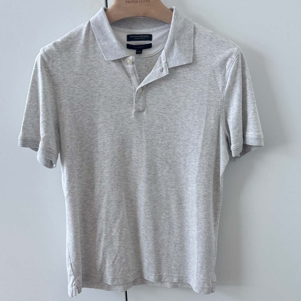 Banana Republic Light Gray Polo Shirt men’s medium